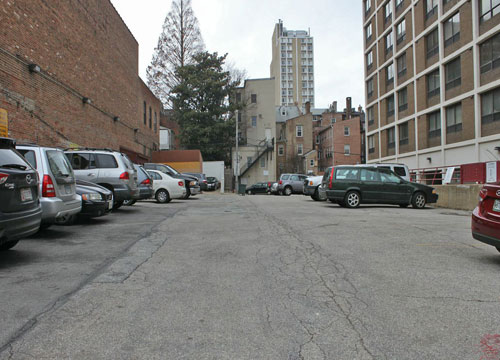 520-n-charles-3